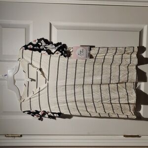 Cream stripe and flower flutter sleeve top